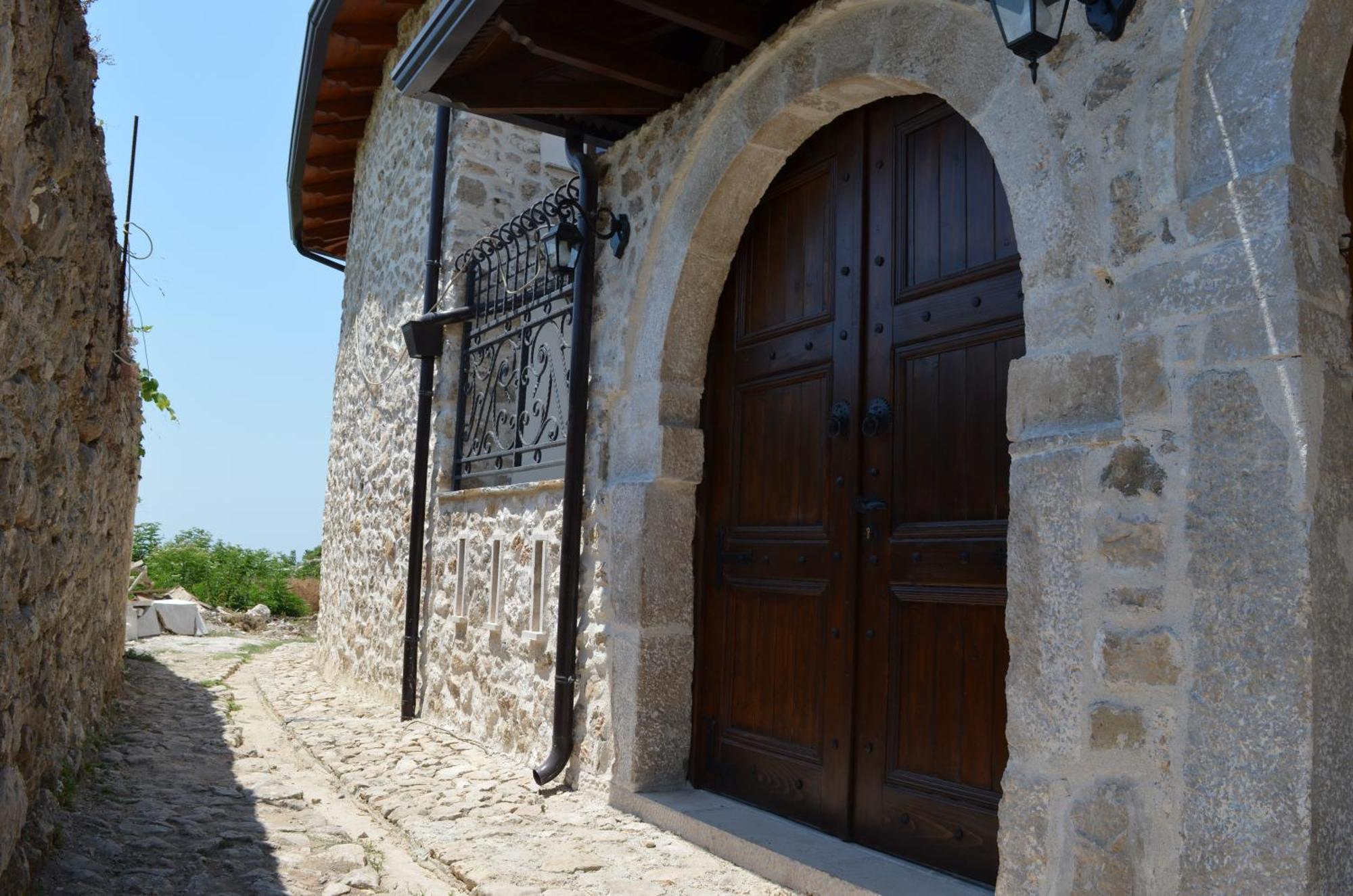 فندق The House Of Dollma , Inside Kruja Castle المظهر الخارجي الصورة